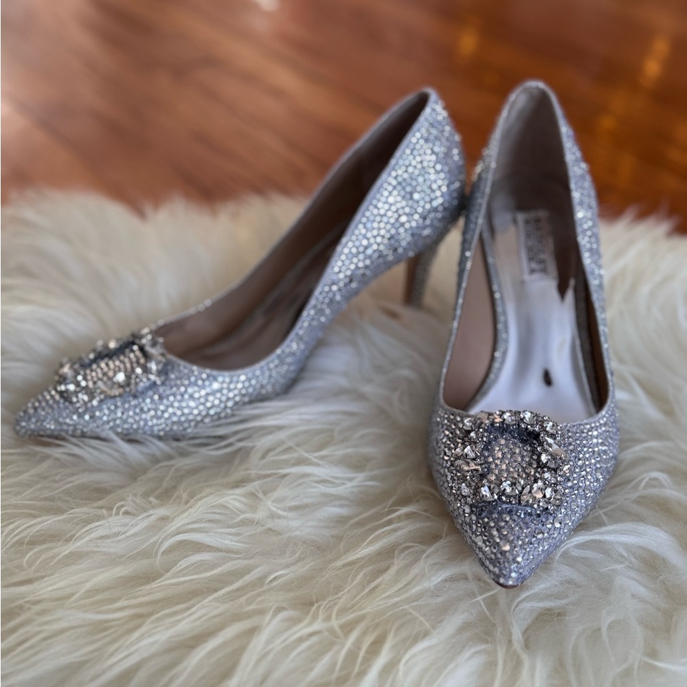 Badgley Mischka Cher ii silver crystal pump - Picture 3 of 6